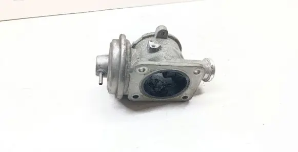 BMW 3 E90 E91 EGR valve 7804380
