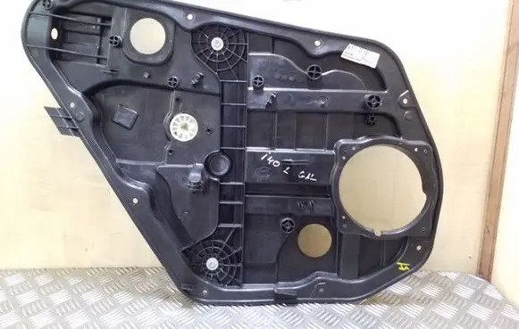 Hyundai i40 Rear window lifting mechanism without motor 834703ZXXX