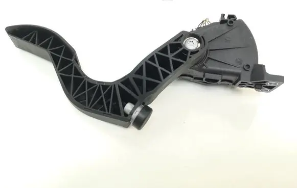 Audi A4 S4 B6 8E 8H Accelerator throttle pedal 8E1723523G 6PV00837506