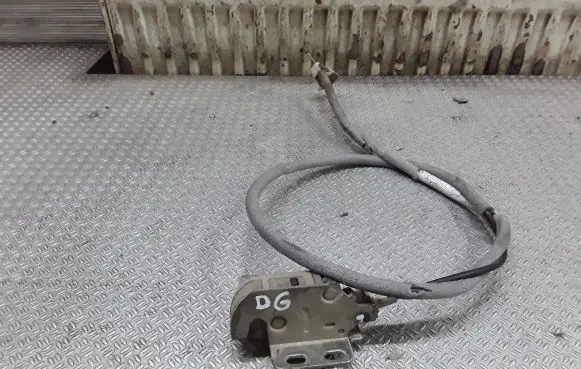 Loading door lock