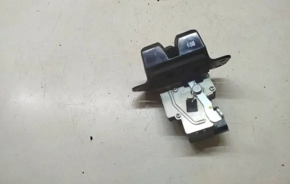 KIA Sorento Tailgate/trunk/boot lock/catch/latch 