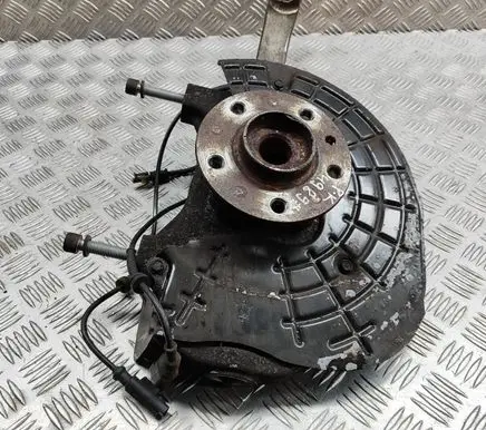 Maserati Ghibli Front wheel hub 670039063