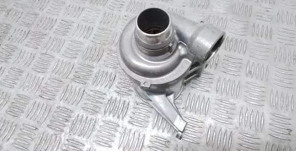 Volvo XC90 Water pump 31368715