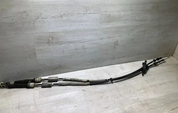 Mini One - Cooper F56 F55 Gear shift cable linkage 8632612