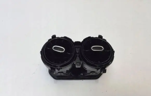 Rear air vent grill