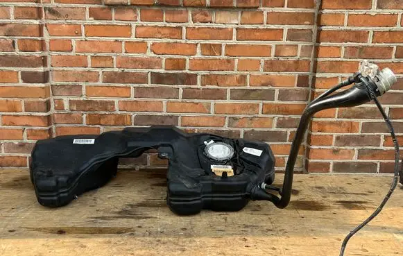 Audi A4 S4 B9 Fuel tank 8W0201021CN 17062016 KCK0012262R