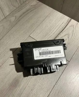 Ford Mondeo MK V Tailgate/trunk control unit/module DG9T14B673BB S182040782314476