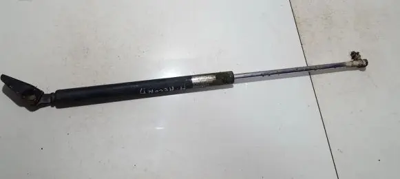 Honda Accord Tailgate/trunk strut/damper