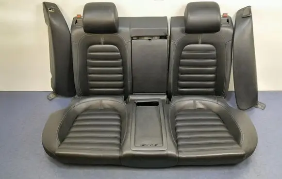Volkswagen PASSAT CC Second row seats 