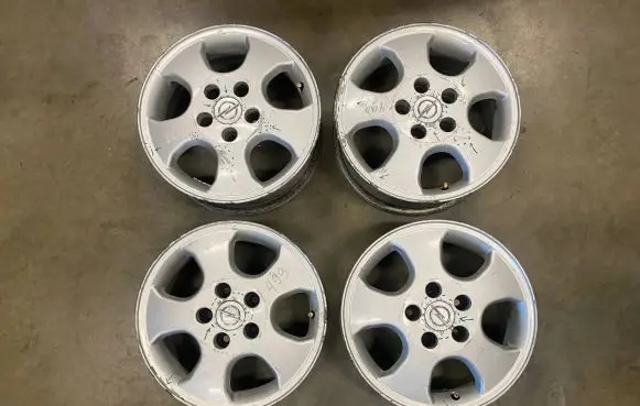 Opel Zafira A R15 alloy rim 