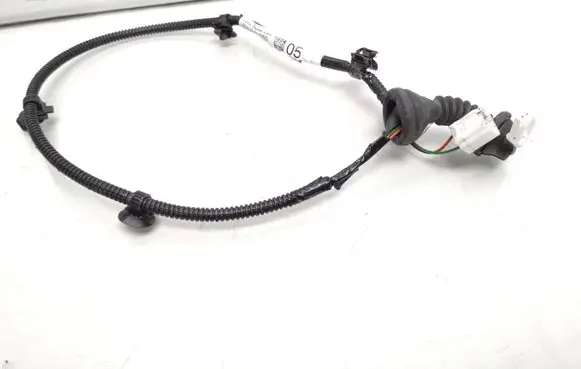 Toyota Aygo AB40 Rear door wiring loom 821530H050