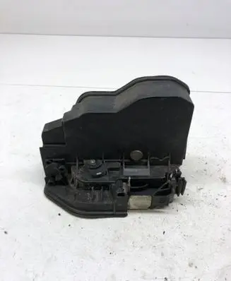 BMW 1 E81 E87 Front door lock 7167074