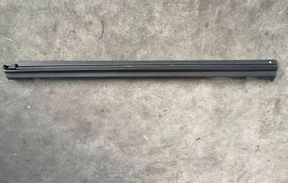 Volvo EX40 Sill 31448223