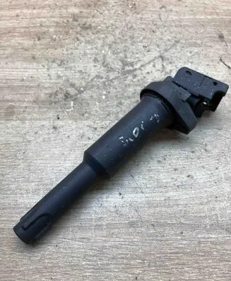 BMW Z4 E85 E86 High voltage ignition coil 7551049
