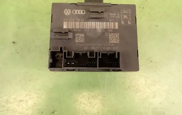 Audi A5 8T 8F Door control unit/module 8T0959795N