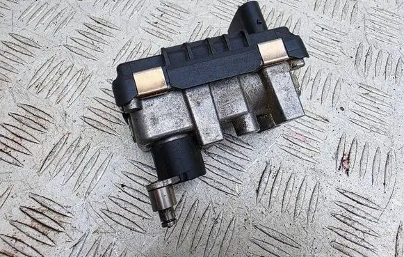 Audi A8 S8 D3 4E Turbine electric control actuator 6NW009228 730314