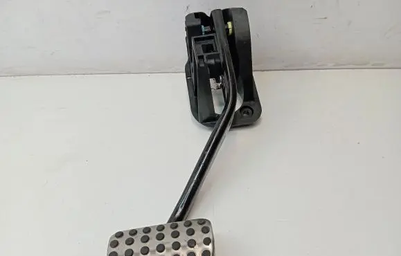 Mercedes-Benz GLE W167 Brake pedal A1672900300