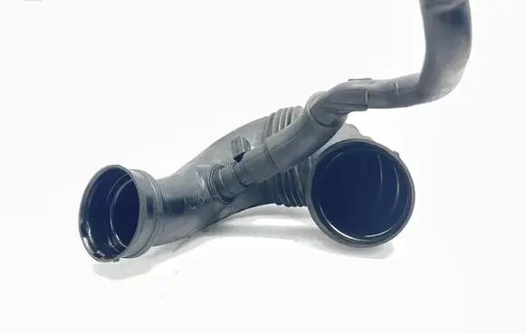 Mercedes-Benz C W203 Turbo air intake inlet pipe/hose A6460940297
