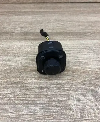 Volkswagen PASSAT B6 Wing mirror switch 1K0959565J