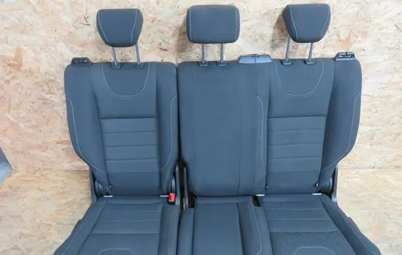 Ford Kuga II Second row seats 