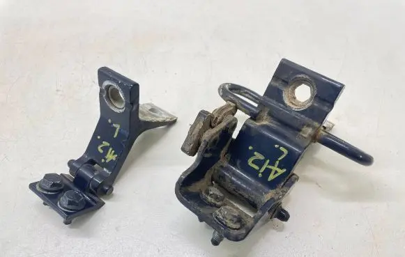 Audi 80 90 B3 Rear door hinge set 893833411 893831401