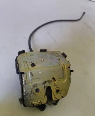 Ford Focus Tailgate/trunk/boot lock/catch/latch XS4143102