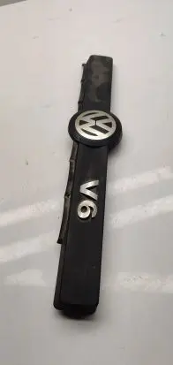 Engine cover (trim)