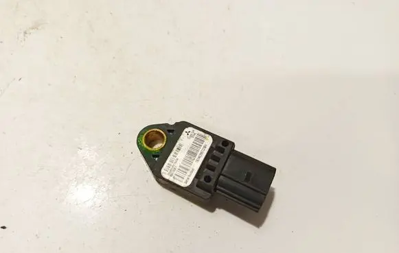 Mitsubishi Outlander Airbag deployment crash/impact sensor 8651A001