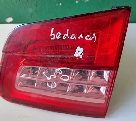 Citroen C5 Tailgate rear/tail lights 8368