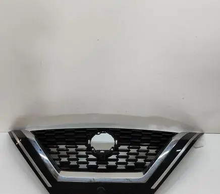 Nissan Qashqai J12 Front grill 623106UA0A