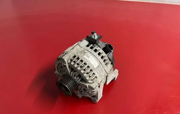 BMW X1 F48 F49 Generator/alternator 7640132