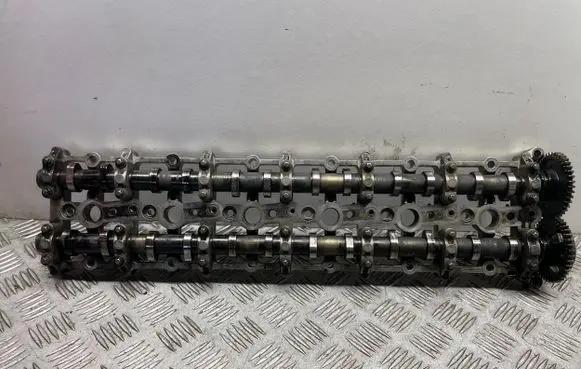 BMW 5 F10 F11 Camshaft 7800044 8509121 8509120
