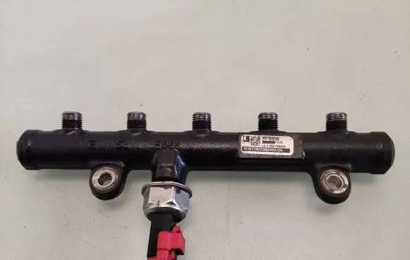 Ford S-MAX Fuel main line pipe 9681649580