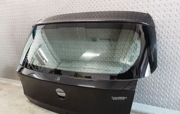 BMW 1 E81 E87 Tailgate/trunk/boot lid 41627133898 7133898