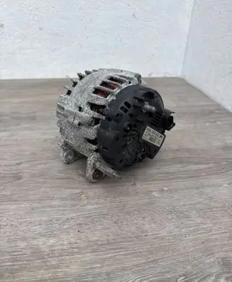 Volkswagen Caddy Generator/alternator 03L903023A