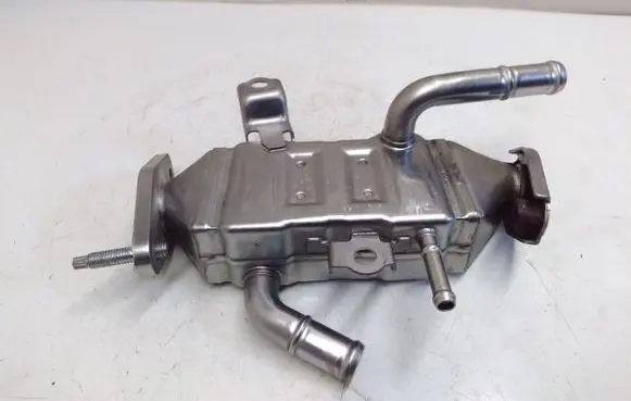 Toyota Prius (XW50) EGR valve cooler 2560137020F J2D02072YEAS02 08A19A0134