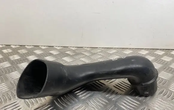 Ford Escape III Air intake duct part CJ549A675AB