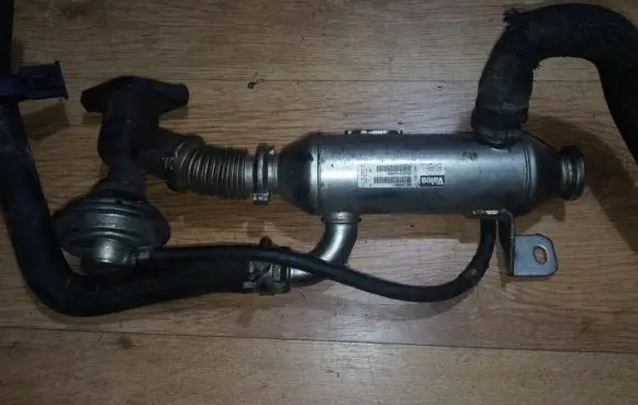 Peugeot 406 EGR valve cooler 9627242880 8610596