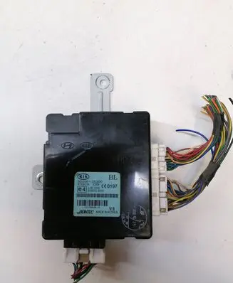 KIA Sorento Door central lock control unit/module 954003E300 8311500258