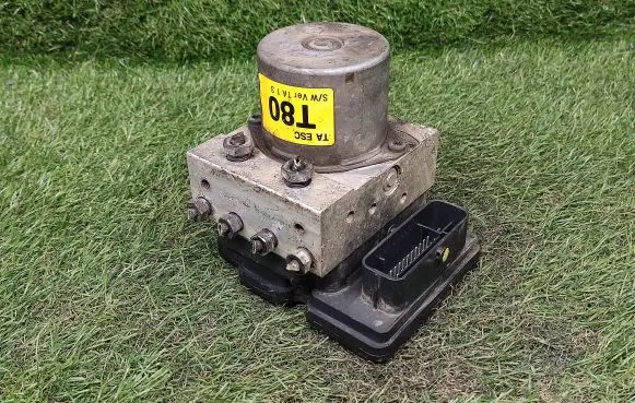 KIA Picanto ABS Pump 589101Y800 6158945200