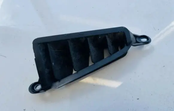 Mazda Premacy Dash center air vent grill cb0760161