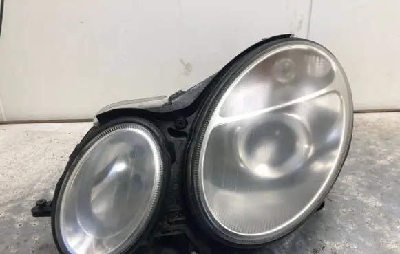 Mercedes-Benz E W211 Headlight/headlamp 154359-01