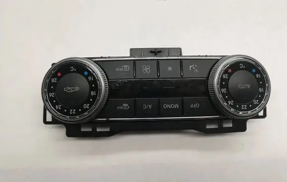 Mercedes-Benz C W204 Interior fan control switch A2048305790