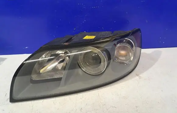 Volvo V50 Headlight/headlamp 30698885 31335223