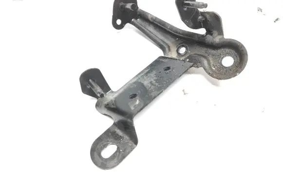 Jaguar E-Pace Other engine bay part EJ322B689CA