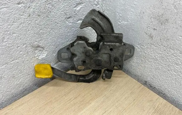 Mini One - Cooper R50 - 53 Engine bonnet/hood lock/catch