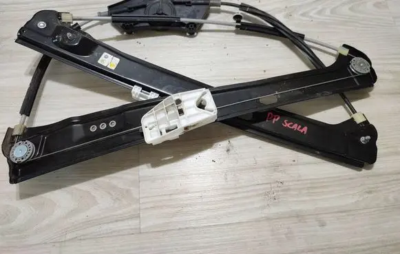 Skoda Scala Front window lifting mechanism without motor 