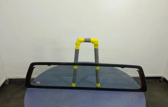 Isuzu D-Max Rear windscreen/windshield window 