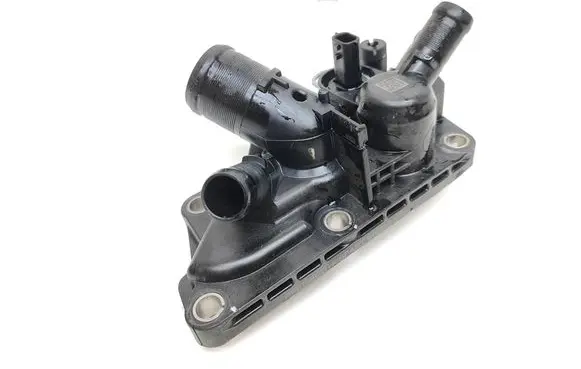Dacia Duster II Thermostat housing 110610362R 618969U06E