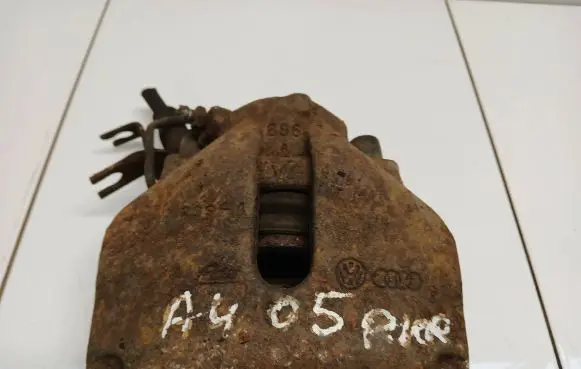 Audi A4 S4 B7 8E 8H Front brake caliper